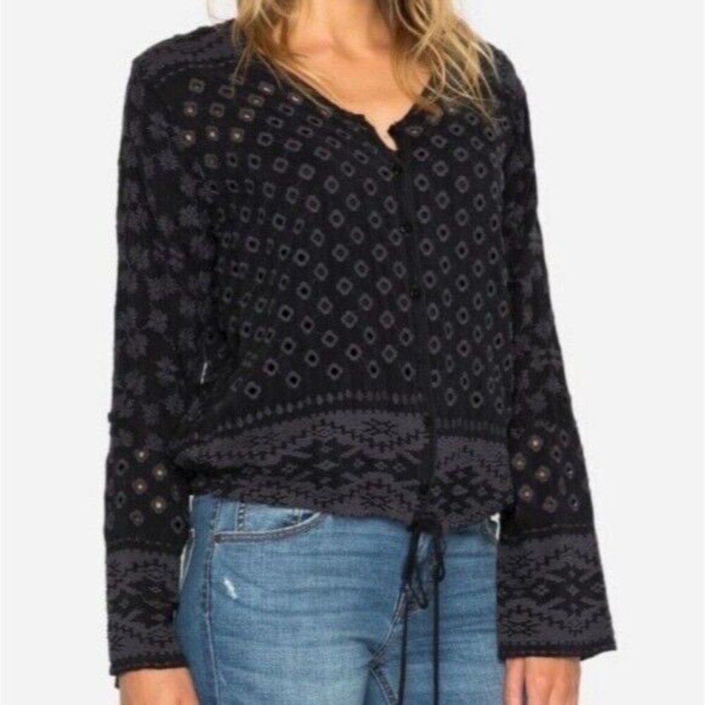 Johnny Was Tumizoo Embroidered Black Eyelet Lightweight button front top Size S